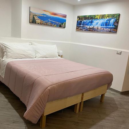 Suites Caracciolo Νάπολη Εξωτερικό φωτογραφία